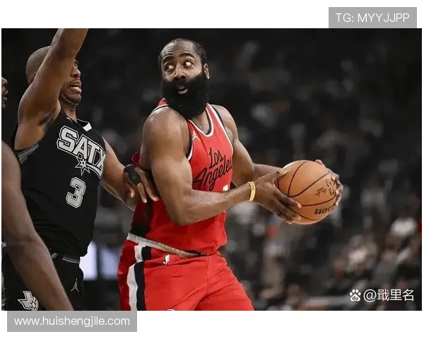 西部乱斗湖人负快船跌第六附加赛 西部乱斗湖人负快船跌第六附加赛